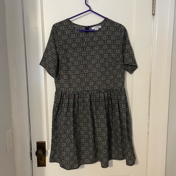 Urban Outfitters Dresses & Skirts - Urban Outfitters patterned dress